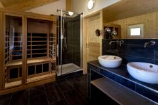 House in St. Georgen am Kreischberg - Premium Chalet # 42 with IR sauna 