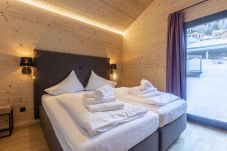 Apartment in Haus im Ennstal - Premium Apartment with 2 bedrooms and sauna & outdoor bathtub