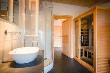 House in Turrach - Chalet # 8 with IR-sauna & whirlpool bath