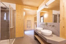 House in Pichl bei Schladming - Superior Chalet # 12 with sauna & bathtub inside