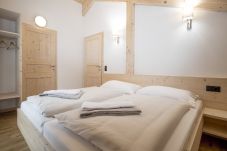 House in Pichl bei Schladming - Superior Chalet # 10 with sauna & bathtub inside