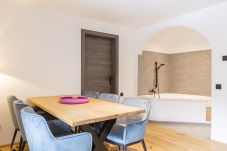 Aparthotel in Saalbach - Suite for up to 6 people