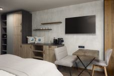 Aparthotel in Kaprun - Double room with balcony