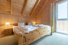 Chalet in St. Georgen am Kreischberg - Chalet # 32 with 2 bedrooms for 8 people
