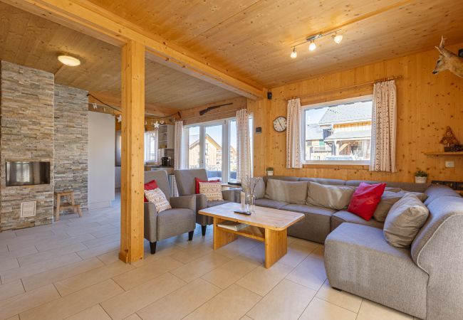 House in St. Georgen am Kreischberg - Superior Chalet # 8 with IR Sauna & whirlpool House in St. Georgen am Kreischberg - Superior Chalet # 8 with IR Sauna & whirlpool