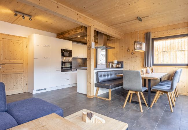Chalet in Steinach am Brenner - Chalet with 4 bedrooms for up to 8 people