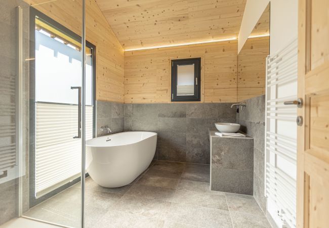 Chalet in Haus im Ennstal - Premium Chalet with 4 bedrooms and sauna & pool Chalet in Haus im Ennstal - Premium Chalet with 4 bedrooms and sauna & pool