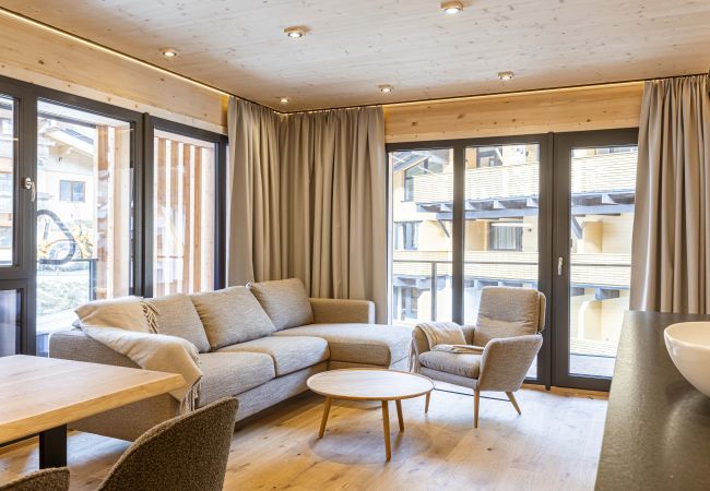 Aparthotel in Saalbach - Premium suite with 2 bedrooms & private wellness area