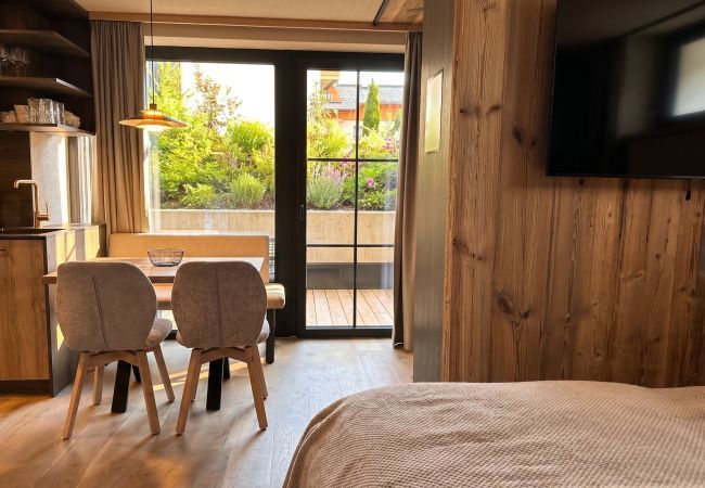 Studio in Kaprun - Family apartment for 4 people and sauna in the Souterrain