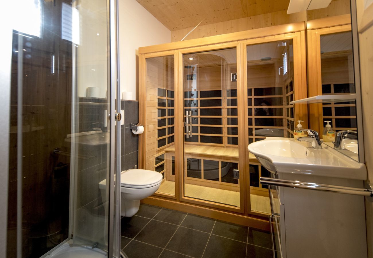 House in St. Georgen am Kreischberg - Chalet # 13b with 4 Bedrooms, IR sauna & whirlpool House in St. Georgen am Kreischberg - Chalet # 13b with 4 Bedrooms, IR sauna & whirlpool