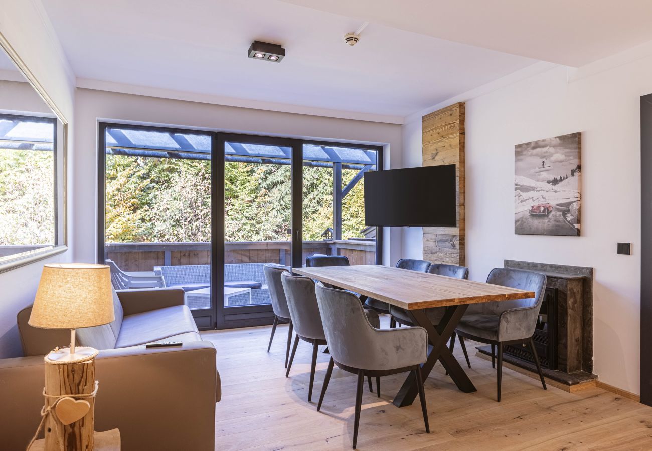 Aparthotel in Saalbach - Suite with 2 bedrooms, IR-sauna & wellness area 