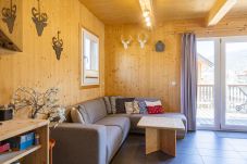Chalet in St. Georgen am Kreischberg - Superior Chalet # 18 met IR-sauna & whirlpool