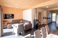 Chalet in St. Georgen am Kreischberg - Chalet # 63b with 4 Bedrooms, sauna & Whirlpool