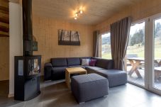 Huis in St. Georgen am Kreischberg - Chalet # 25b with 4 Bedrooms, IR sauna & whirlpool