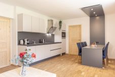 Appartement in Eisenerz - Superior Apartment with IR-Sauna & Whirlpool bath I