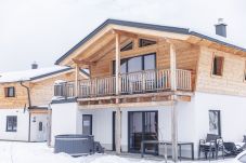Huis in Inzell - Premium Chalet met sauna, zomer-zwembad en hottub