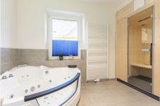 Appartement in Eisenerz - Superior Apartment with IR sauna & whirlpool tub II
