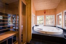 Huis in Turrach - Vakantiehuis # 17 met IR-sauna en outdoor whirlpool