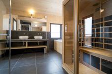 Huis in Pichl bei Schladming - Superior vakantiehuis # 11 met IR-sauna & bubbelbad