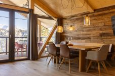 Huis in Turrach - Superior Chalet # 1 met Sauna & Hot Tub
