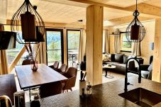 Huis in Turrach - Superior Chalet # 13 with Sauna & Hot Tub