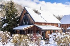 Chalet in St. Georgen am Kreischberg - Vakantiehuis met 4 slaapkamers