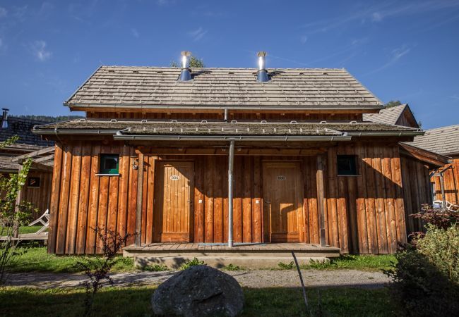 Chalet in St. Georgen am Kreischberg - Vakantiehuis voor tot 4 pers. met galerij Chalet in St. Georgen am Kreischberg - Vakantiehuis voor tot 4 pers. met galerij