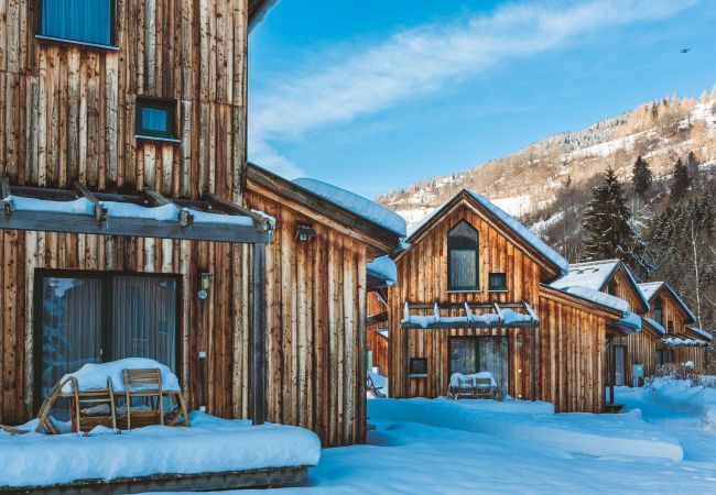 Chalet in St. Georgen am Kreischberg - Vakantiehuis voor tot 4 pers. met galerij Chalet in St. Georgen am Kreischberg - Vakantiehuis voor tot 4 pers. met galerij