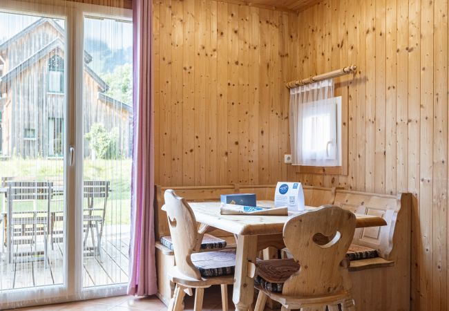 Chalet in St. Georgen am Kreischberg - Vakantiehuis voor tot 4 pers. met galerij Chalet in St. Georgen am Kreischberg - Vakantiehuis voor tot 4 pers. met galerij