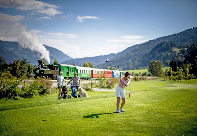 Chalet in St. Georgen am Kreischberg - Vakantiehuis voor tot 4 pers. met galerij Chalet in St. Georgen am Kreischberg - Vakantiehuis voor tot 4 pers. met galerij