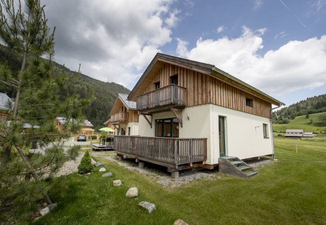 Chalet in Murau - Vakantiehuis Classic # 21a, met 4 slaapk. & IR-sauna Chalet in Murau - Vakantiehuis Classic # 21a, met 4 slaapk. & IR-sauna