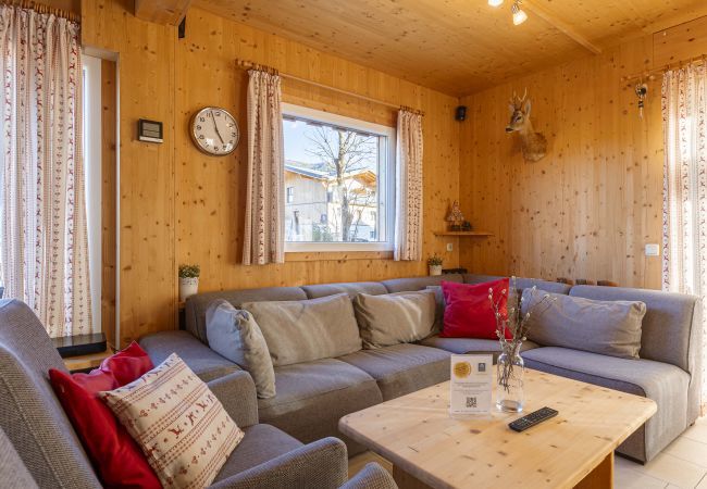 Huis in St. Georgen am Kreischberg - Superior Chalet # 8 met IR-sauna & whirlpool Huis in St. Georgen am Kreischberg - Superior Chalet # 8 met IR-sauna & whirlpool