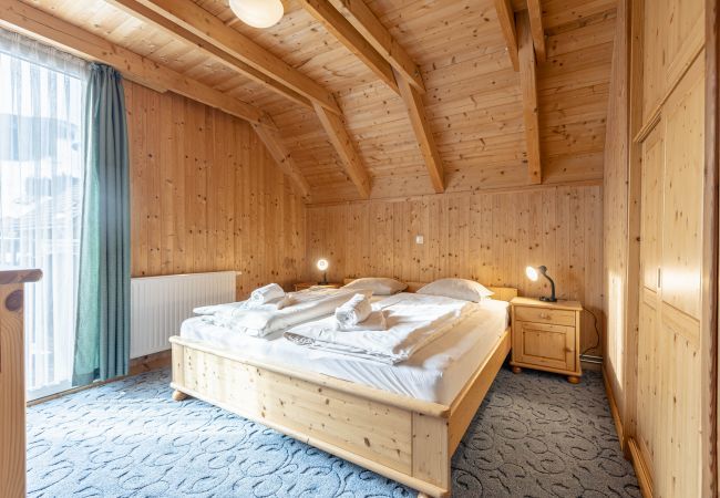 Chalet in St. Georgen am Kreischberg - Vakantiehuis # 5 met 3 slaapkamers Chalet in St. Georgen am Kreischberg - Vakantiehuis # 5 met 3 slaapkamers