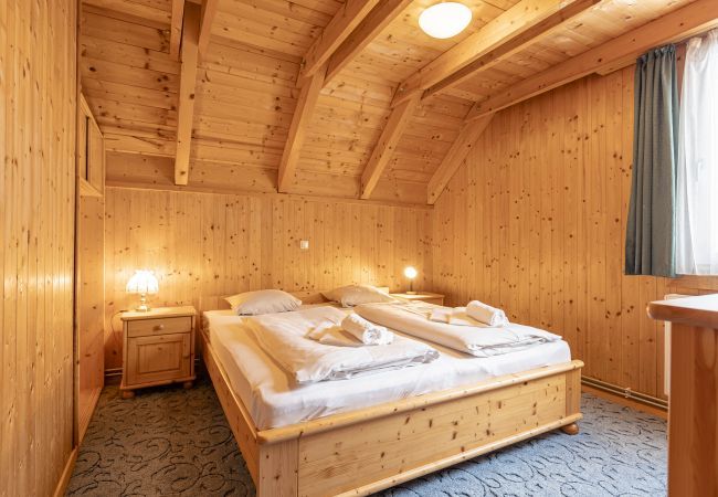 Chalet in St. Georgen am Kreischberg - Vakantiehuis # 5 met 3 slaapkamers Chalet in St. Georgen am Kreischberg - Vakantiehuis # 5 met 3 slaapkamers