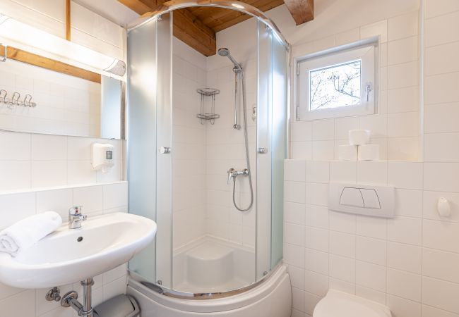 Chalet in St. Georgen am Kreischberg - Vakantiehuis # 5 met 3 slaapkamers Chalet in St. Georgen am Kreischberg - Vakantiehuis # 5 met 3 slaapkamers