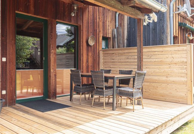 Chalet in St. Georgen am Kreischberg - Vakantiehuis # 8 met 2 slaapkamers voor 6 pers. Chalet in St. Georgen am Kreischberg - Vakantiehuis # 8 met 2 slaapkamers voor 6 pers.