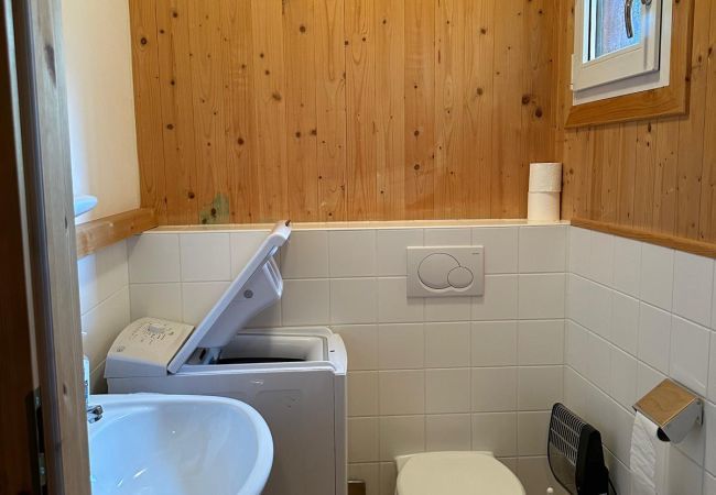 Chalet in St. Georgen ob Murau - Vakantiehuis # 16 met 2 slaapkamers voor 6 pers. Chalet in St. Georgen ob Murau - Vakantiehuis # 16 met 2 slaapkamers voor 6 pers.