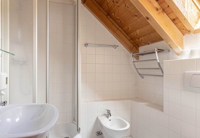 Chalet in St. Georgen ob Murau - Vakantiehuis # 16 met 2 slaapkamers voor 6 pers. Chalet in St. Georgen ob Murau - Vakantiehuis # 16 met 2 slaapkamers voor 6 pers.