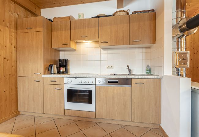 Chalet in St. Georgen ob Murau - Vakantiehuis # 16 met 2 slaapkamers voor 6 pers. Chalet in St. Georgen ob Murau - Vakantiehuis # 16 met 2 slaapkamers voor 6 pers.