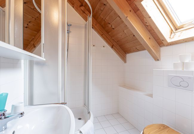 Chalet in St. Georgen ob Murau - Vakantiehuis # 16 met 2 slaapkamers voor 6 pers. Chalet in St. Georgen ob Murau - Vakantiehuis # 16 met 2 slaapkamers voor 6 pers.