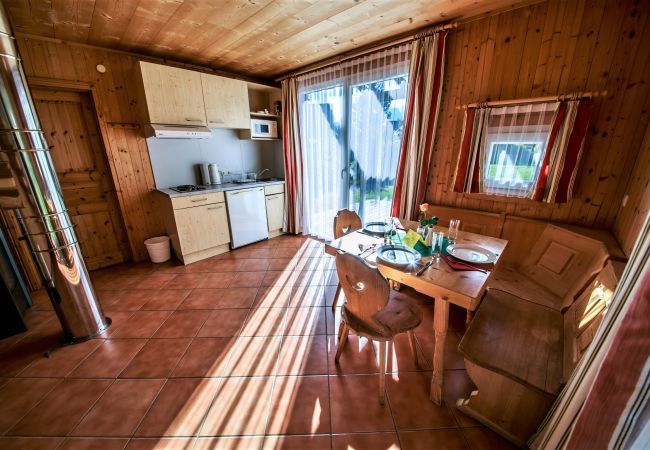 Chalet in St. Georgen am Kreischberg - Vakantiehuis voor tot 3 pers. met galerij Chalet in St. Georgen am Kreischberg - Vakantiehuis voor tot 3 pers. met galerij