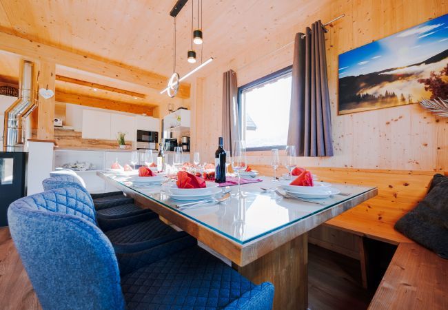 Huis in St. Georgen am Kreischberg - Superior Chalet # 29 met sauna & whirlpool Huis in St. Georgen am Kreischberg - Superior Chalet # 29 met sauna & whirlpool
