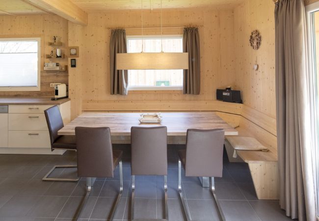 Huis in St. Georgen am Kreischberg - Chalet # 40b met 4 slaapkamers & IR-sauna Huis in St. Georgen am Kreischberg - Chalet # 40b met 4 slaapkamers & IR-sauna