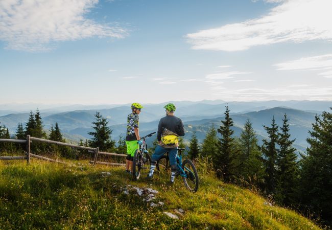 Chalet in St. Georgen am Kreischberg - Vakantiehuis # 22 met 4 slaapkamers Chalet in St. Georgen am Kreischberg - Vakantiehuis # 22 met 4 slaapkamers