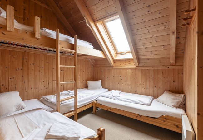 Chalet in St. Georgen am Kreischberg - Vakantiehuis met 2 slaapkamers voor 8 pers. Chalet in St. Georgen am Kreischberg - Vakantiehuis met 2 slaapkamers voor 8 pers.