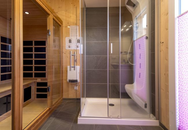 Huis in St. Georgen am Kreischberg - Chalet # 2b with 4 Bedrooms, IR sauna & whirlpool Huis in St. Georgen am Kreischberg - Chalet # 2b with 4 Bedrooms, IR sauna & whirlpool