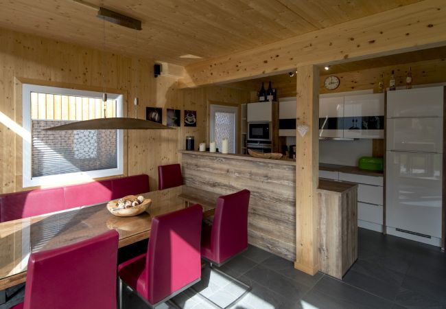Huis in St. Georgen am Kreischberg - Chalet # 2b with 4 Bedrooms, IR sauna & whirlpool Huis in St. Georgen am Kreischberg - Chalet # 2b with 4 Bedrooms, IR sauna & whirlpool
