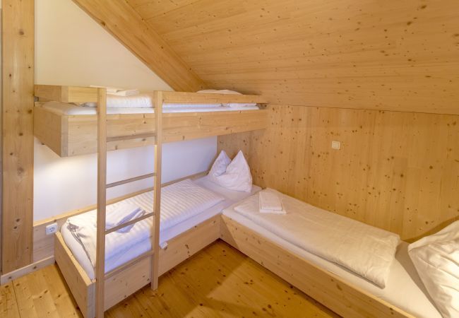 Huis in St. Georgen am Kreischberg - Chalet # 2b with 4 Bedrooms, IR sauna & whirlpool Huis in St. Georgen am Kreischberg - Chalet # 2b with 4 Bedrooms, IR sauna & whirlpool