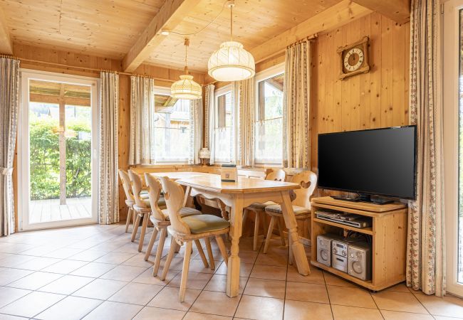 Chalet in St. Georgen am Kreischberg - Vakantiehuis met 4 slaapkamers Chalet in St. Georgen am Kreischberg - Vakantiehuis met 4 slaapkamers