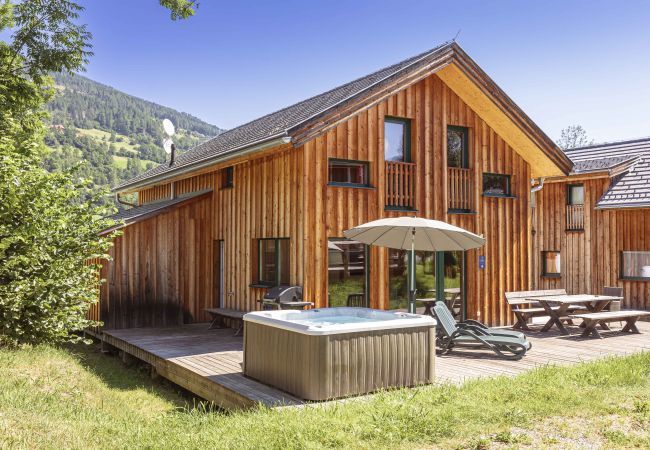 Chalet in St. Georgen am Kreischberg - Superior Chalet # 61 met sauna en whirlpool